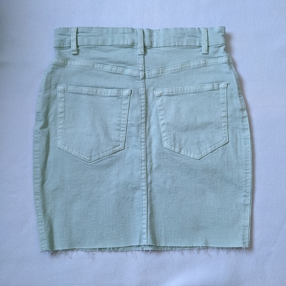 Pastel green jean skirt - Picture 4 of 6